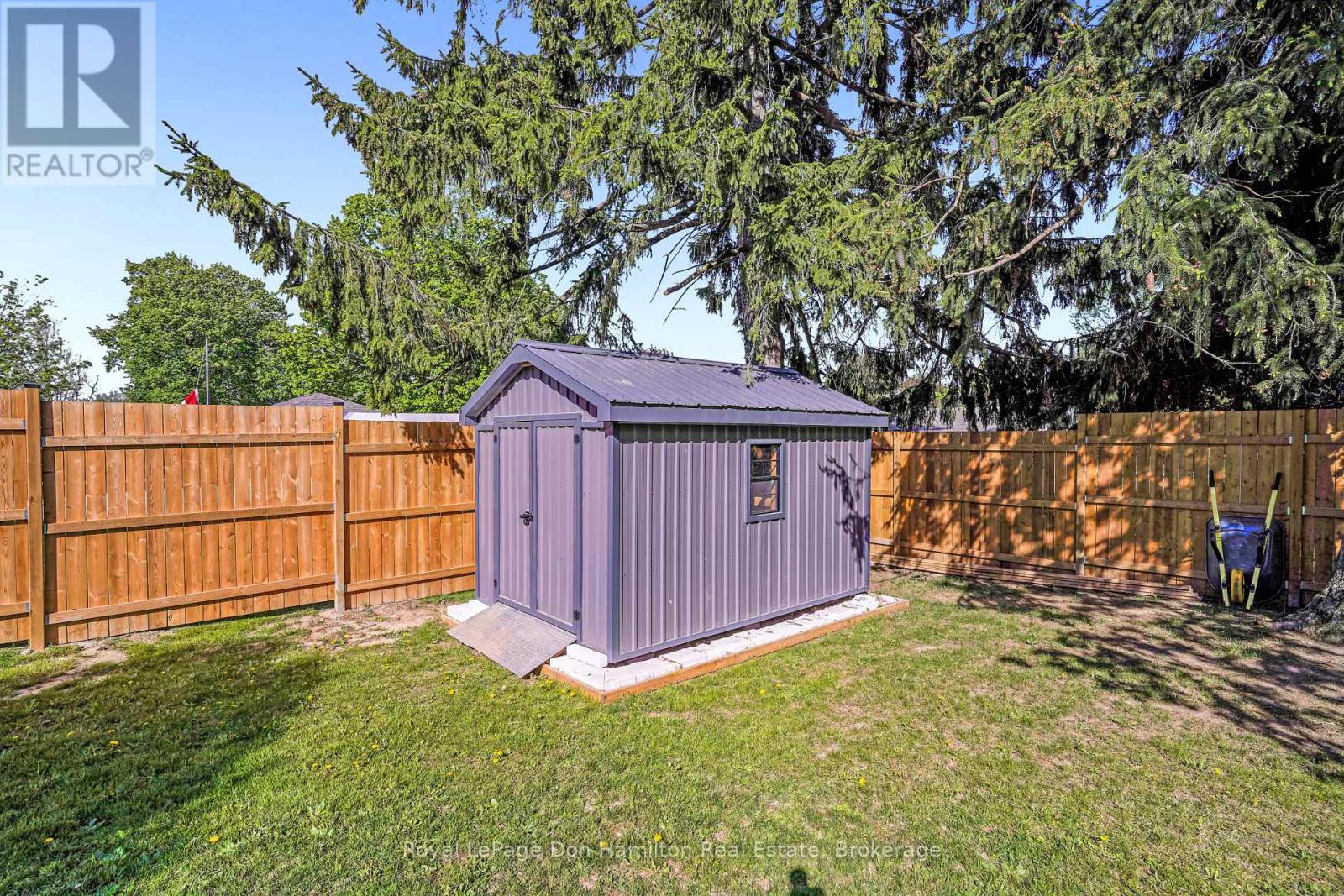 717 Ainley Street, Huron East, Ontario  N0G 1H0 - Photo 45 - X12157667