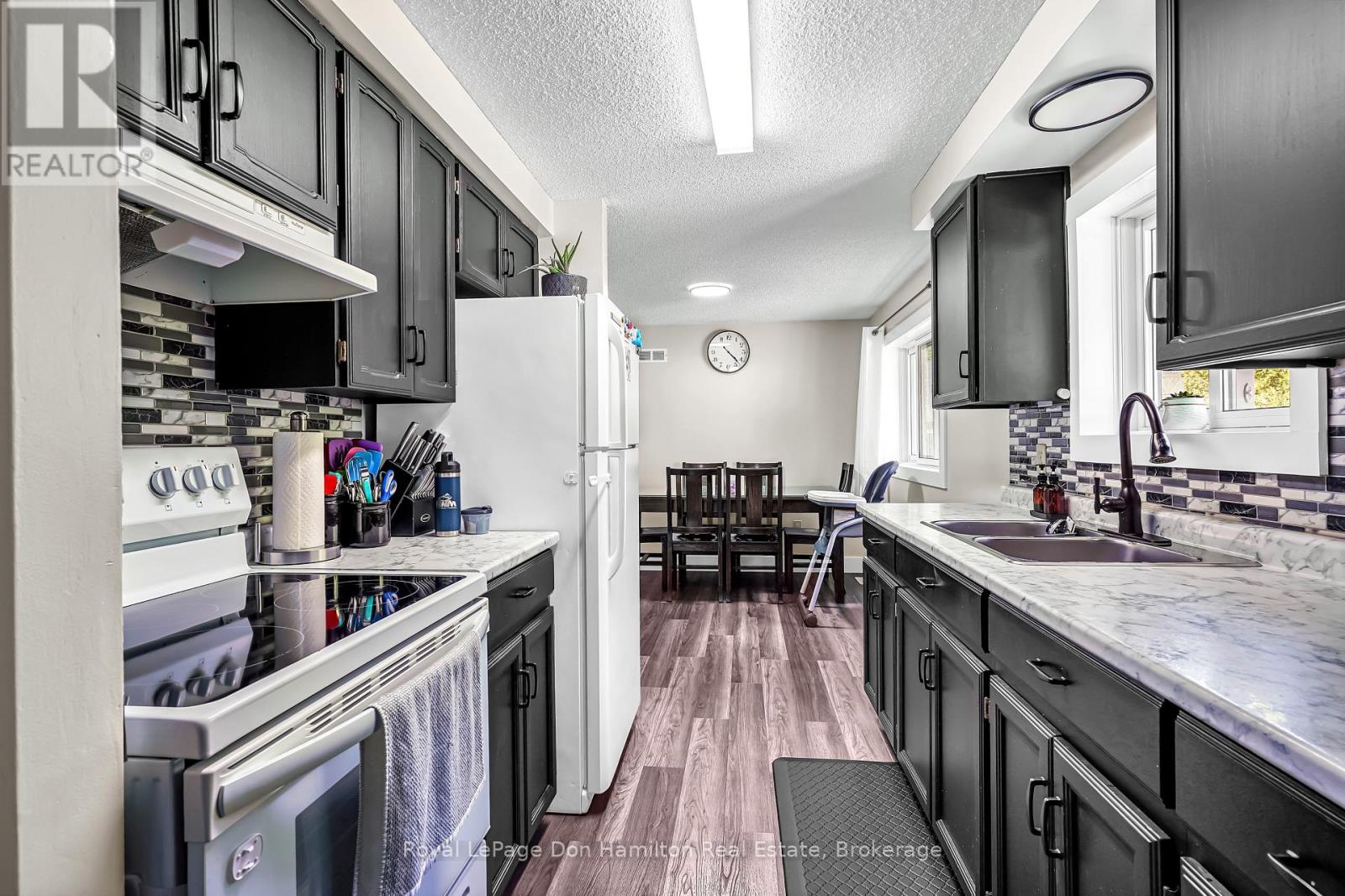717 Ainley Street, Huron East, Ontario  N0G 1H0 - Photo 9 - X12157667