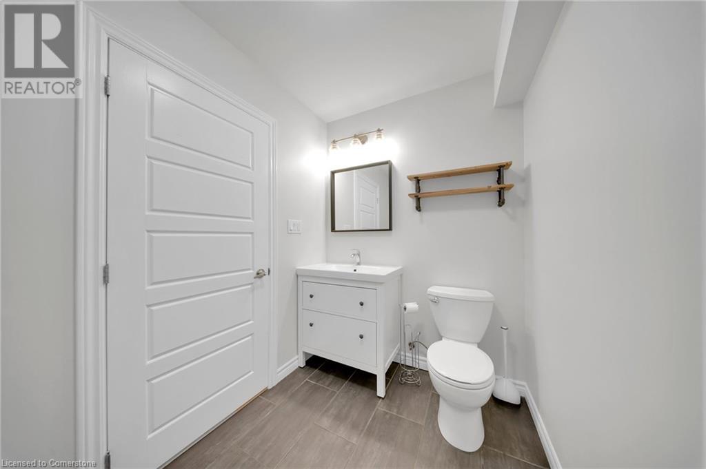 211 Connaught Street, Kitchener, Ontario  N2C 1B2 - Photo 23 - 40729009