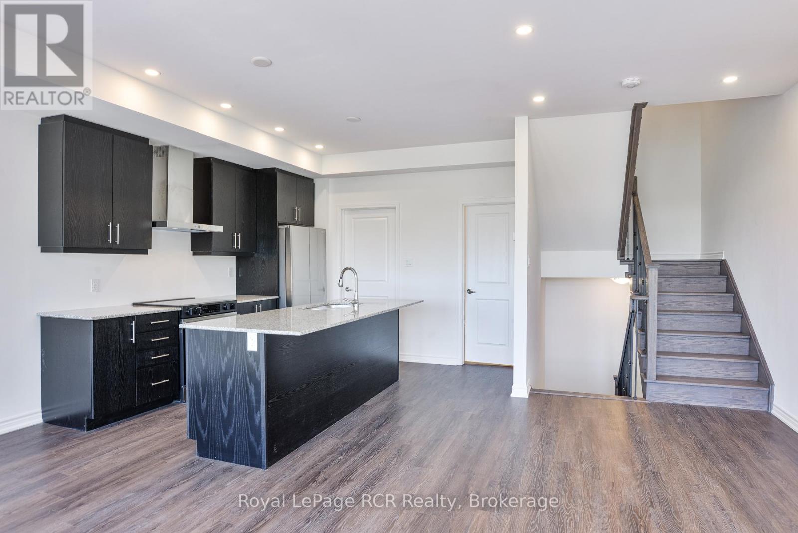 150 Elgin Street, Orillia, Ontario  L3V 8P7 - Photo 17 - S12157710