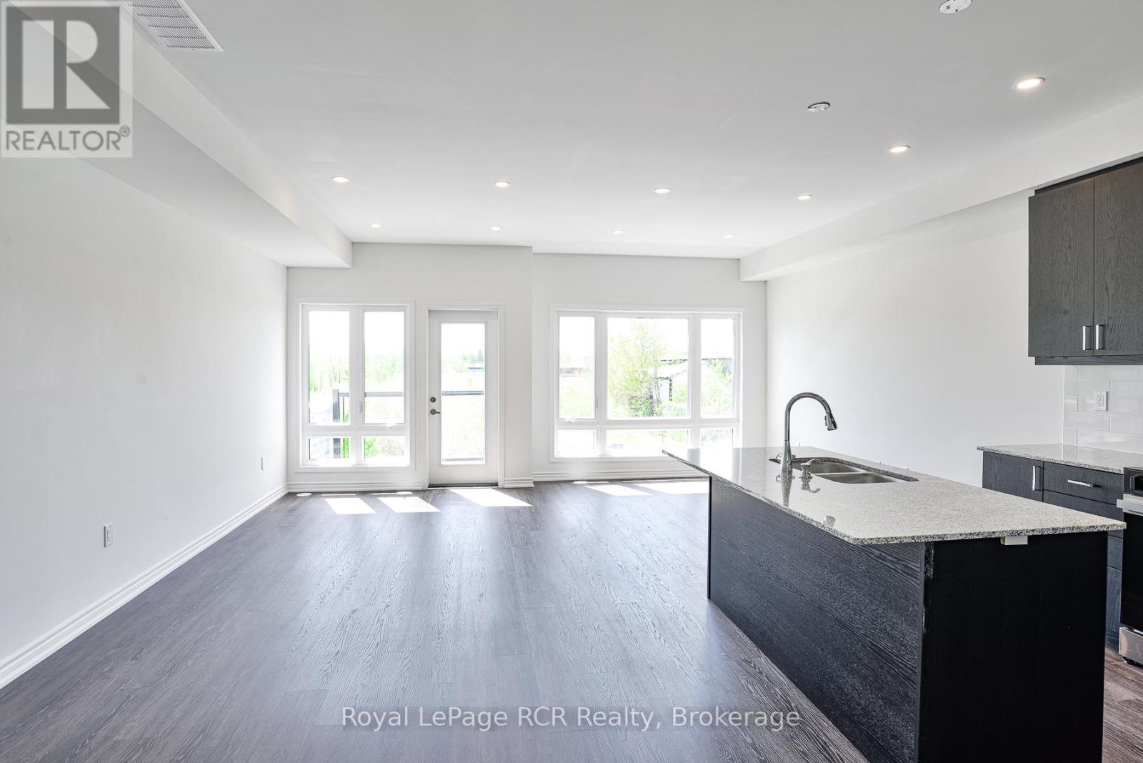134 Elgin Street, Orillia, Ontario  L3V 8P7 - Photo 14 - S12157725