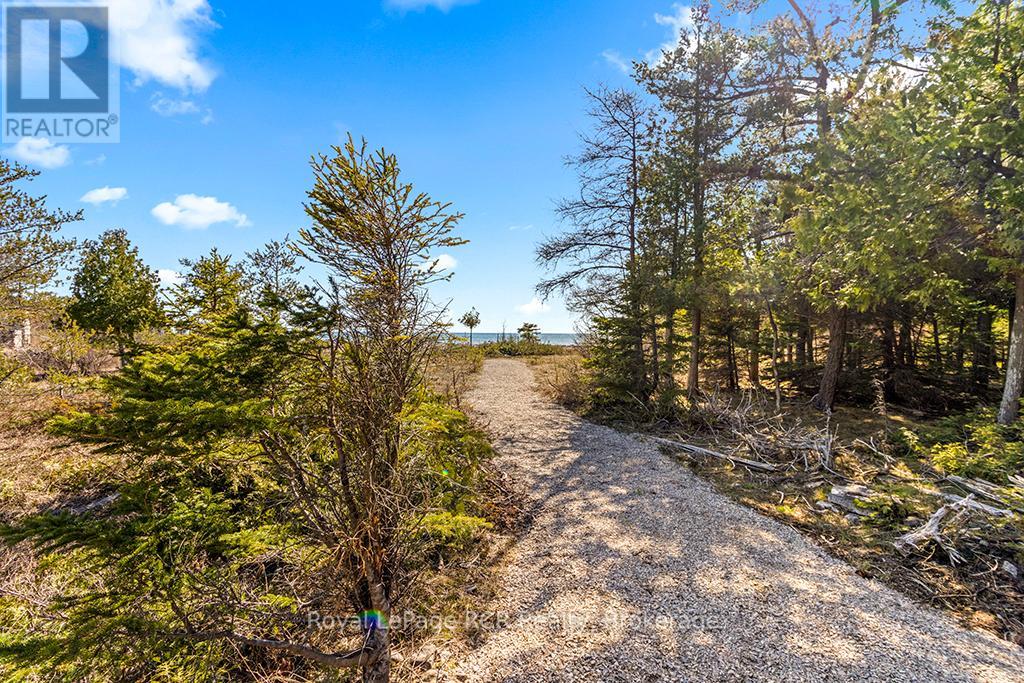 67 Pedwell Drive, Northern Bruce Peninsula, Ontario  N0H 2R0 - Photo 40 - X12157769