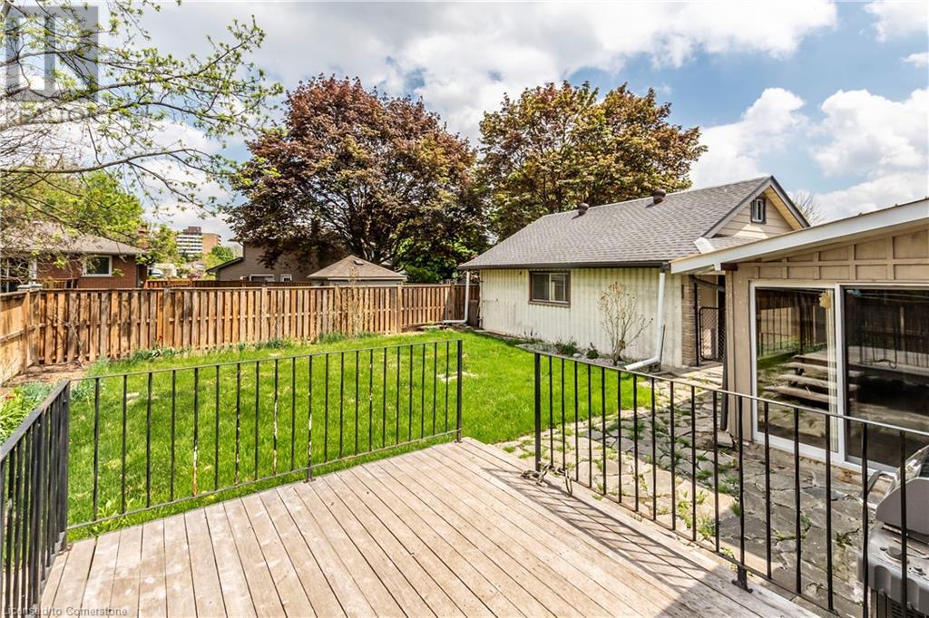 413 Carson Drive, Kitchener, Ontario  N2B 2W5 - Photo 42 - 40687899