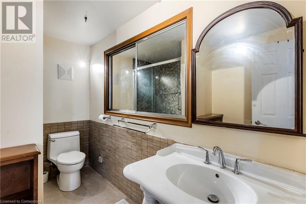 413 Carson Drive, Kitchener, Ontario  N2B 2W5 - Photo 6 - 40687899