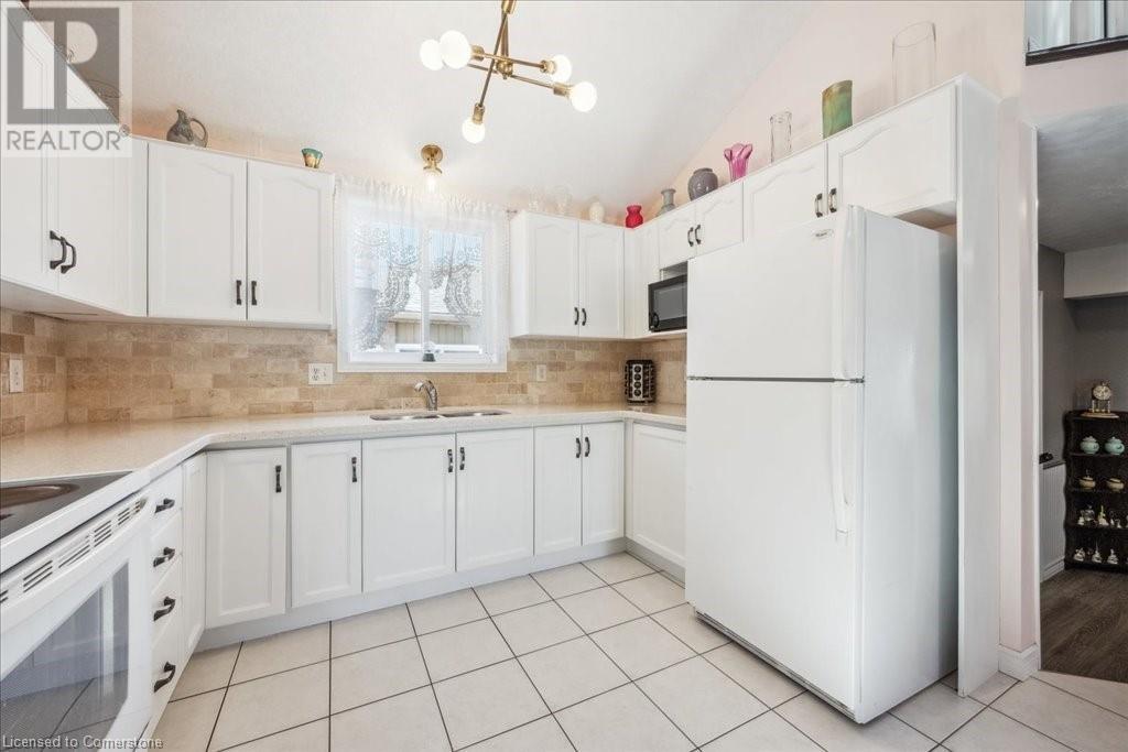 135 Doyle Drive, Guelph, Ontario  N1G 5B4 - Photo 12 - 40727060