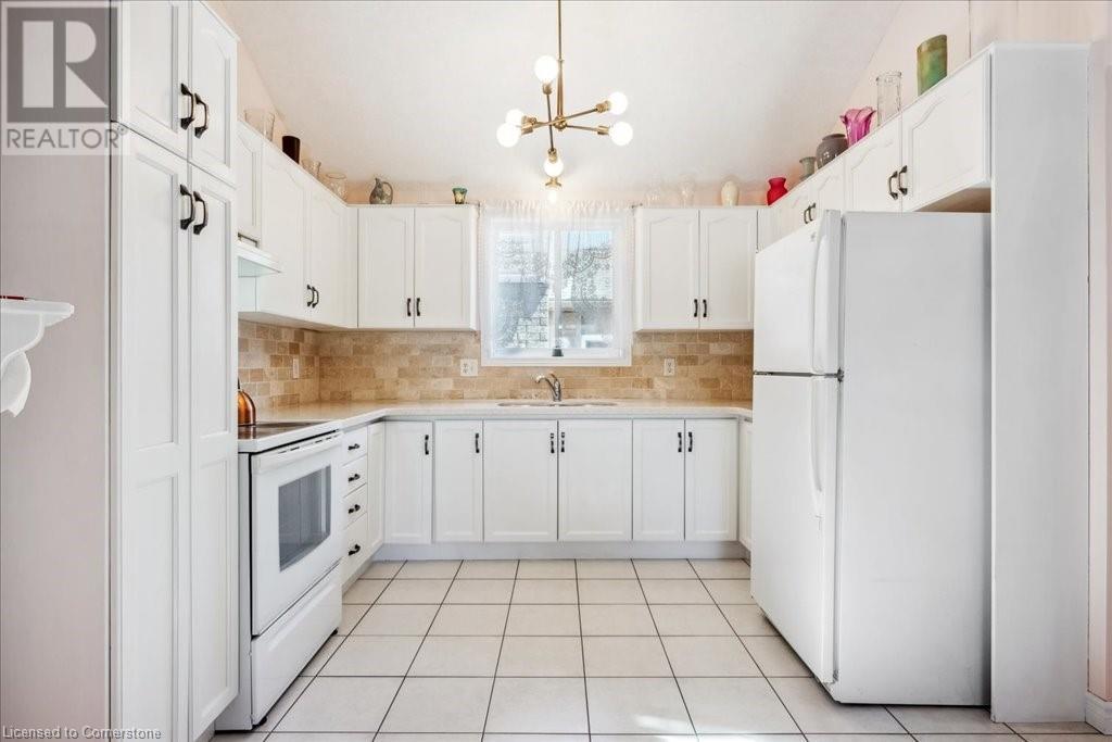 135 Doyle Drive, Guelph, Ontario  N1G 5B4 - Photo 13 - 40727060