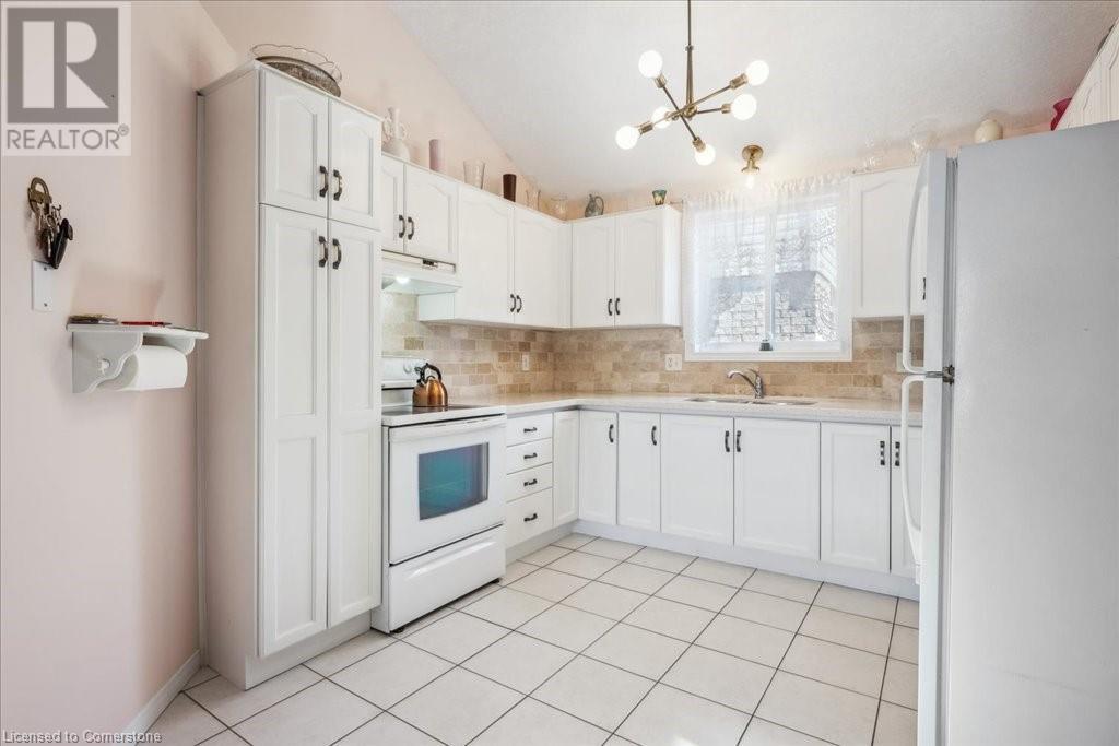 135 Doyle Drive, Guelph, Ontario  N1G 5B4 - Photo 14 - 40727060