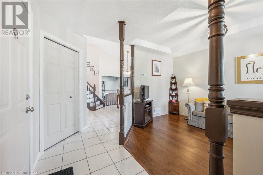 135 Doyle Drive, Guelph, Ontario  N1G 5B4 - Photo 7 - 40727060