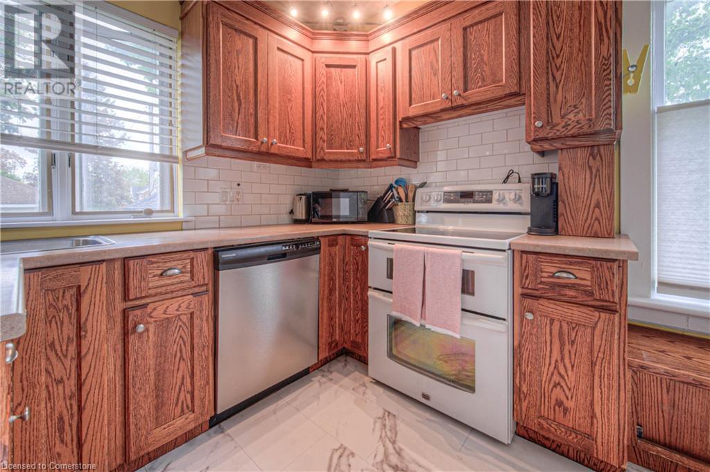263 Main St, Cambridge, Ontario  N1R 1X6 - Photo 13 - 40729465