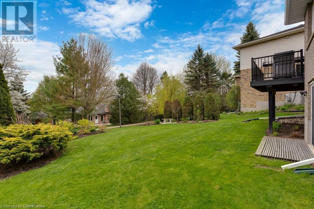 208 Michener Crescent, Kitchener, Ontario  N2A 3V7 - Photo 41 - 40729030