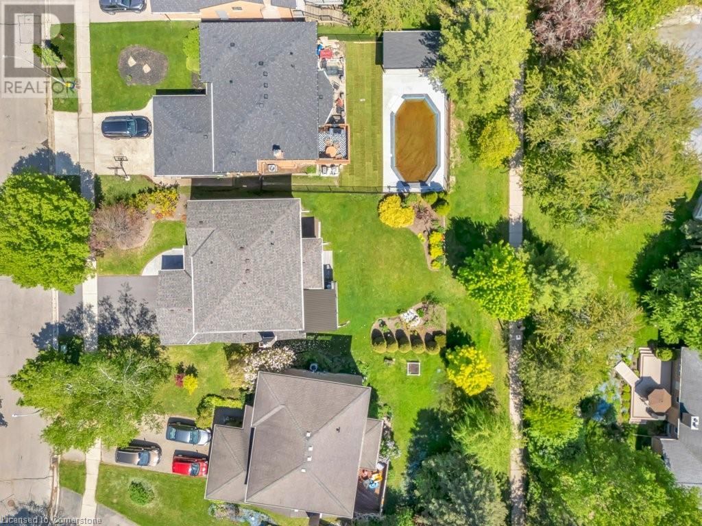 208 Michener Crescent, Kitchener, Ontario  N2A 3V7 - Photo 44 - 40729030