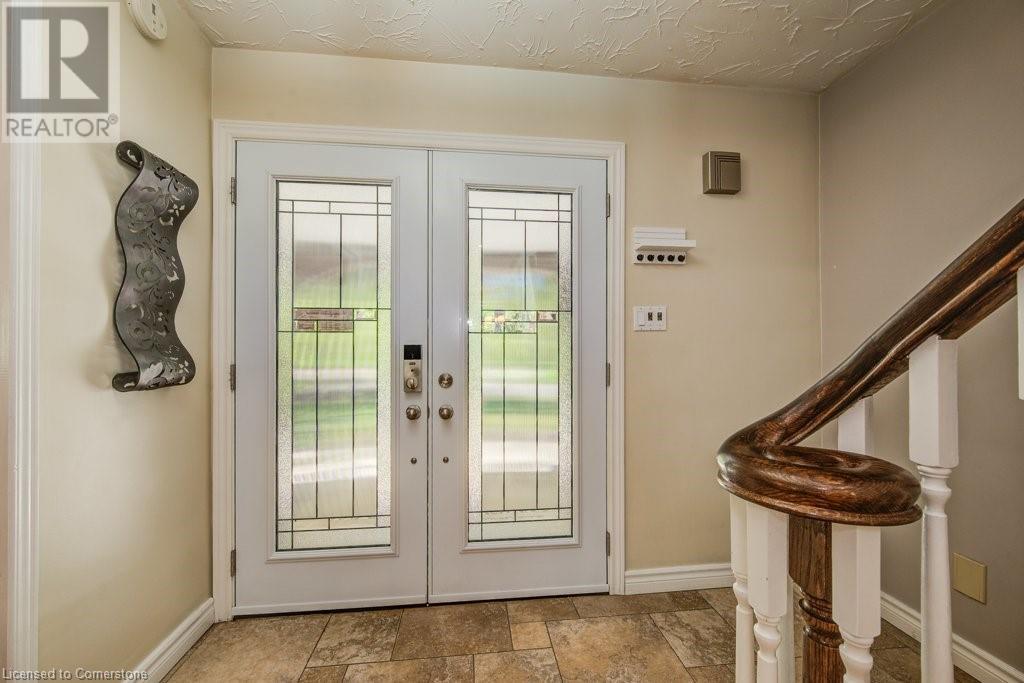 346 Mccarron Place, Waterloo, Ontario  N2L 5N3 - Photo 8 - 40728146