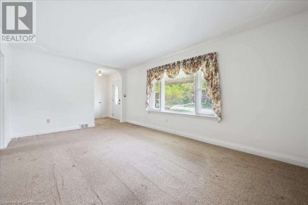 78 Roslin Avenue S, Waterloo, Ontario  N2L 2H1 - Photo 12 - 40727712