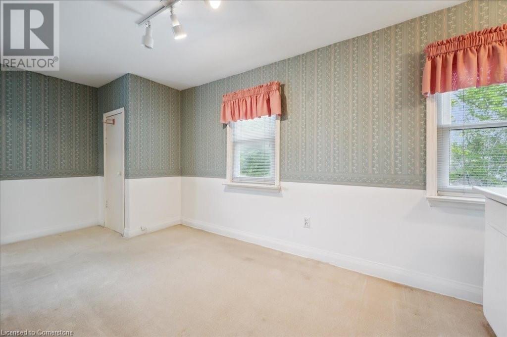 78 Roslin Avenue S, Waterloo, Ontario  N2L 2H1 - Photo 24 - 40727712