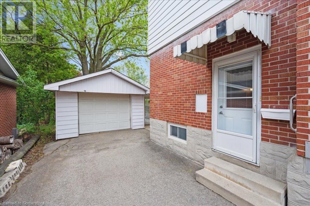 78 Roslin Avenue S, Waterloo, Ontario  N2L 2H1 - Photo 35 - 40727712