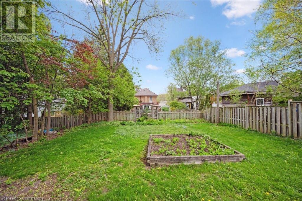 78 Roslin Avenue S, Waterloo, Ontario  N2L 2H1 - Photo 37 - 40727712