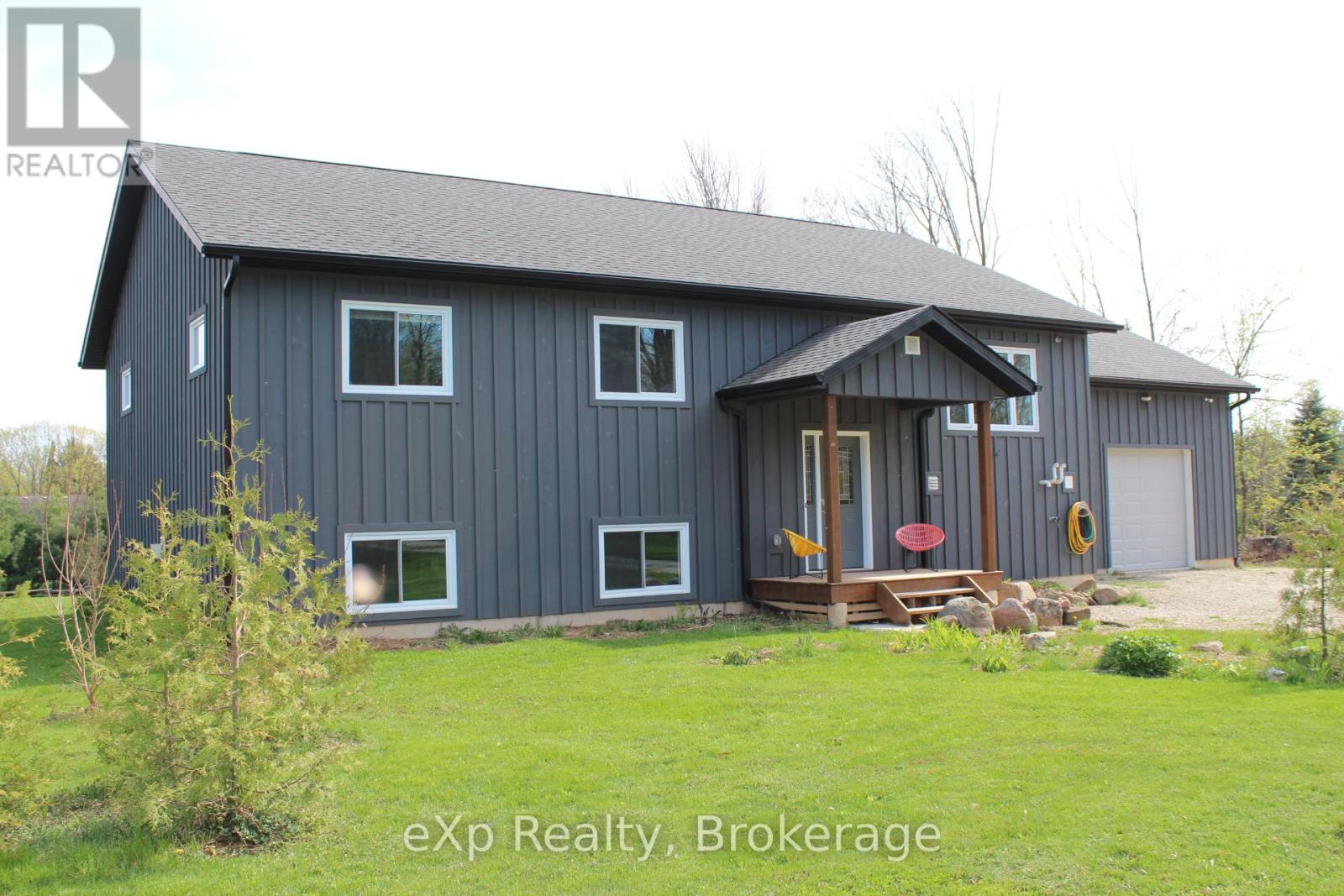 172 North Street, Grey Highlands, Ontario  N0C 1E0 - Photo 1 - X12157892