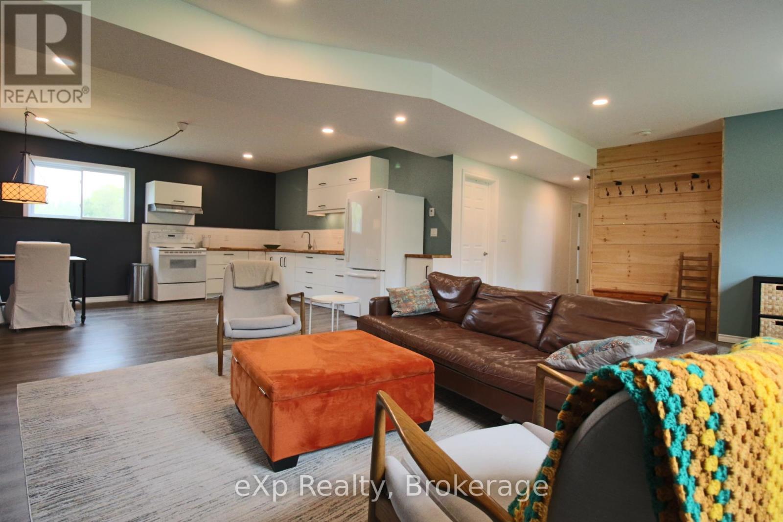 172 North Street, Grey Highlands, Ontario  N0C 1E0 - Photo 23 - X12157892