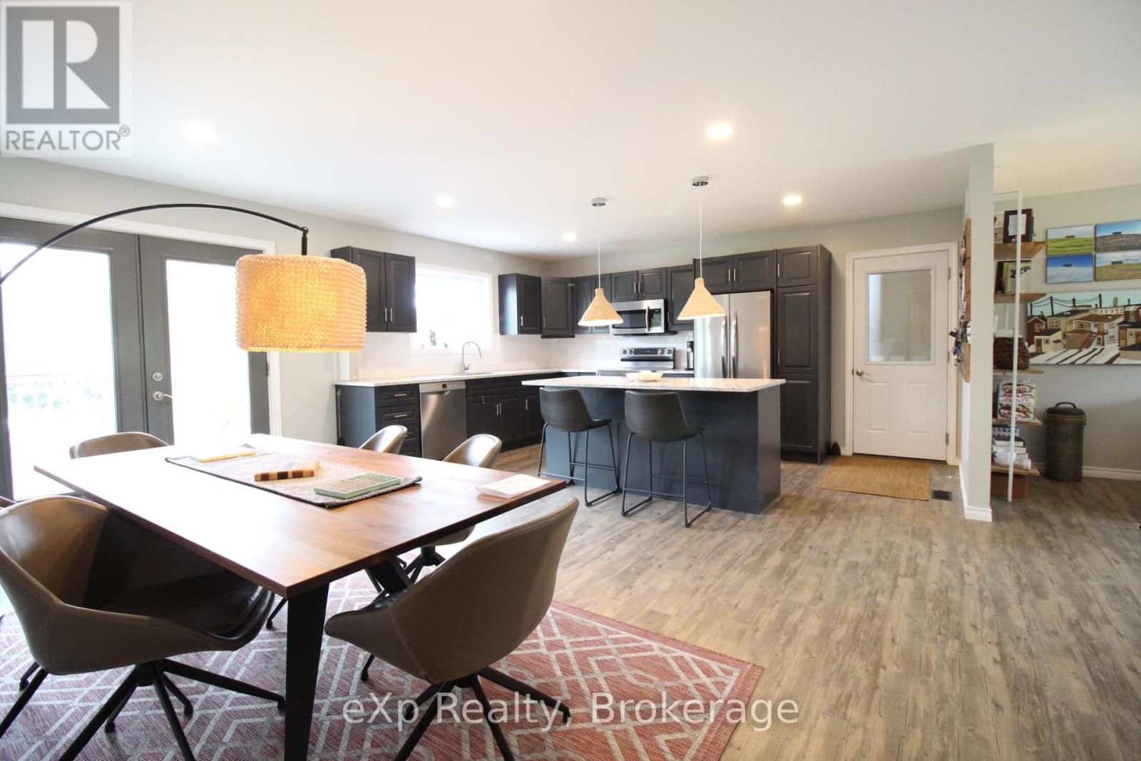 172 North Street, Grey Highlands, Ontario  N0C 1E0 - Photo 4 - X12157892