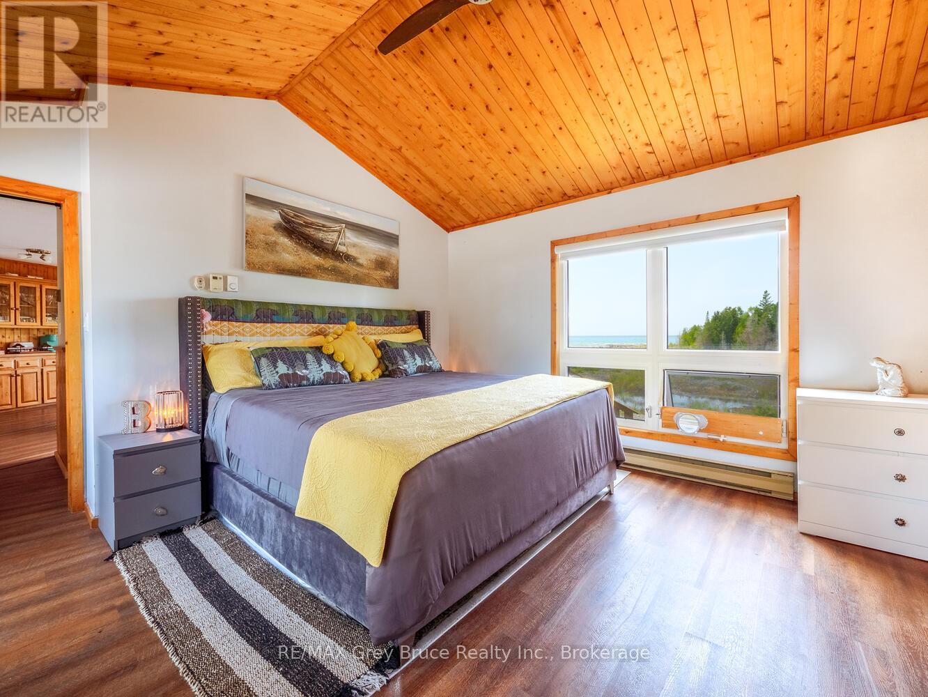 157 Zorra Drive, Northern Bruce Peninsula, Ontario  N0H 2R0 - Photo 27 - X12157922