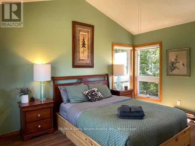 157 Zorra Drive, Northern Bruce Peninsula, Ontario  N0H 2R0 - Photo 35 - X12157922