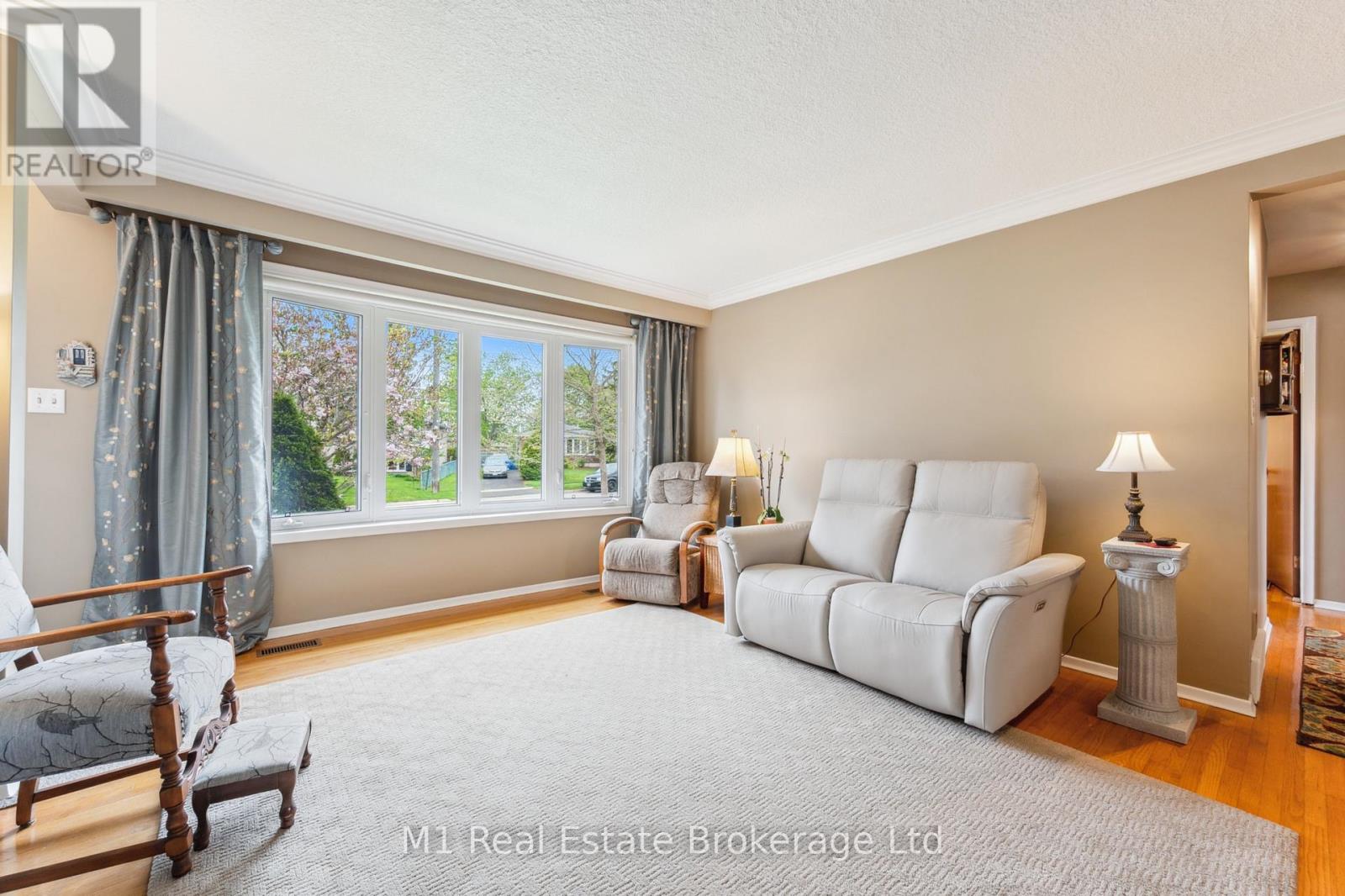 7 Golfview Road, Guelph, Ontario  N1E 1A3 - Photo 11 - X12157950