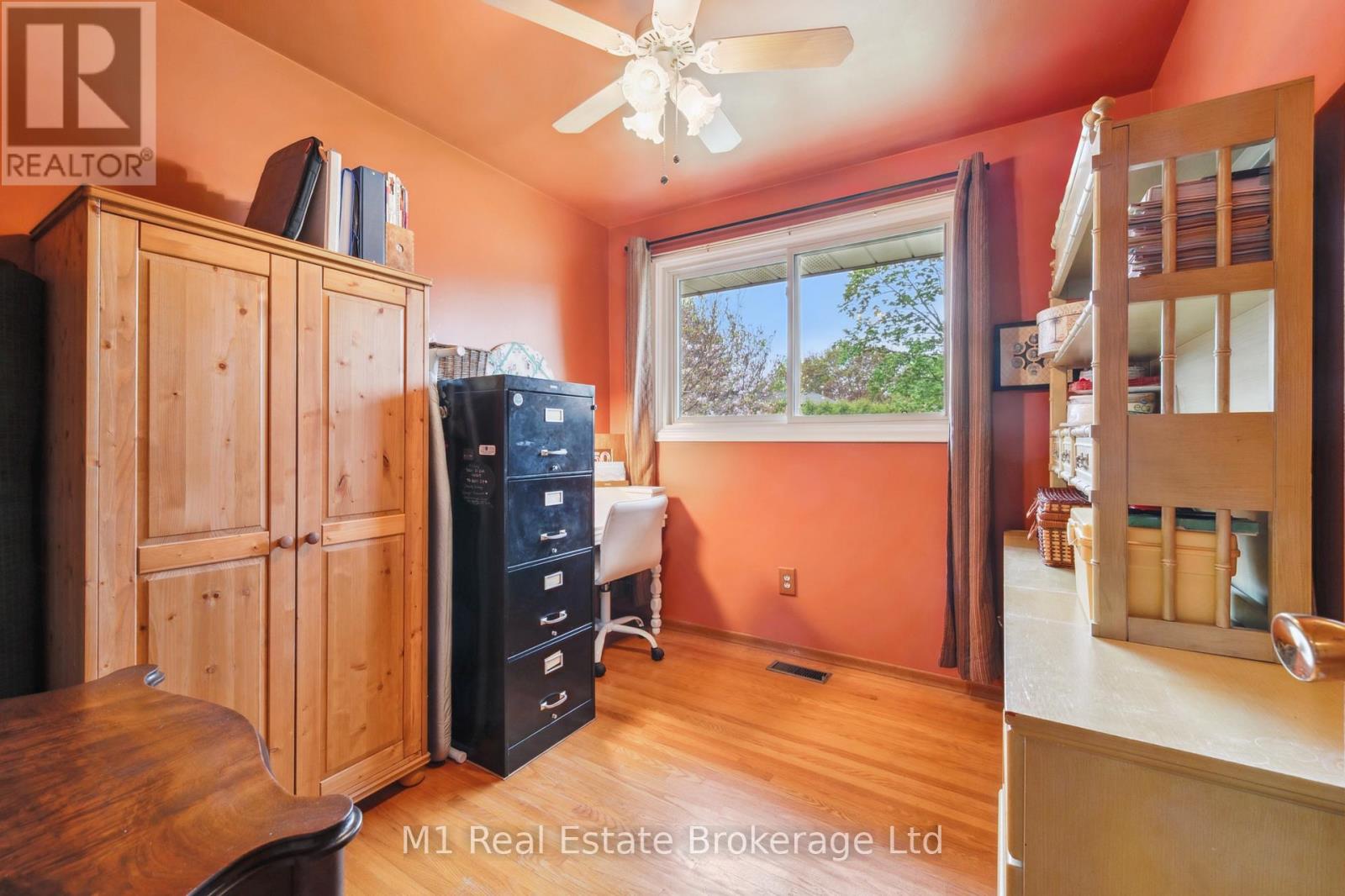 7 Golfview Road, Guelph, Ontario  N1E 1A3 - Photo 22 - X12157950