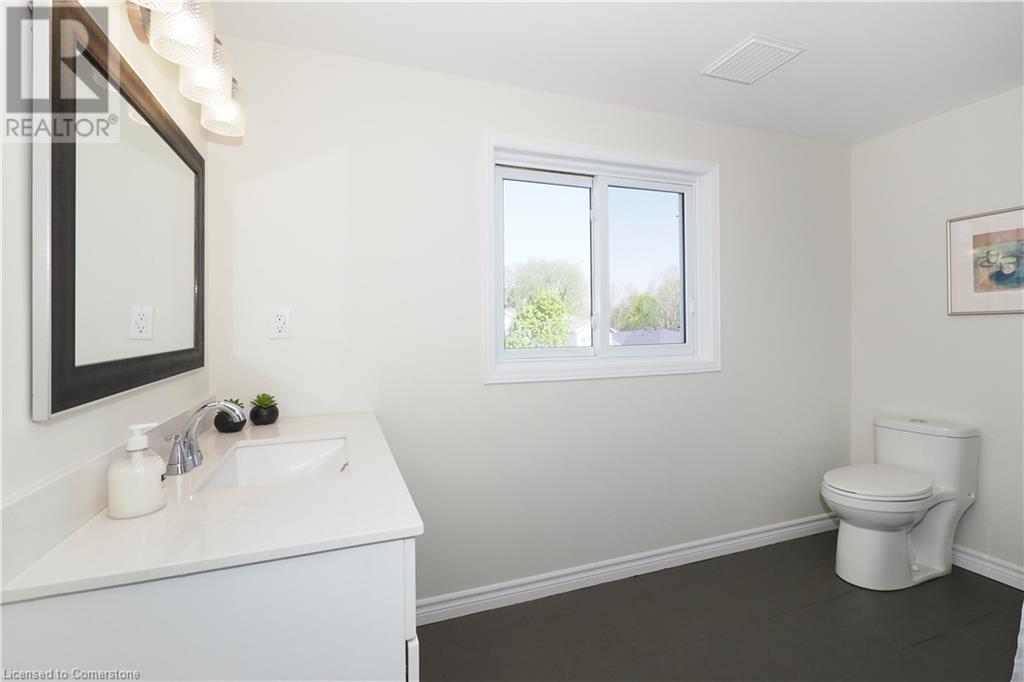 21 Dawn Ridge Drive, Kitchener, Ontario  N2N 3J7 - Photo 28 - 40727809