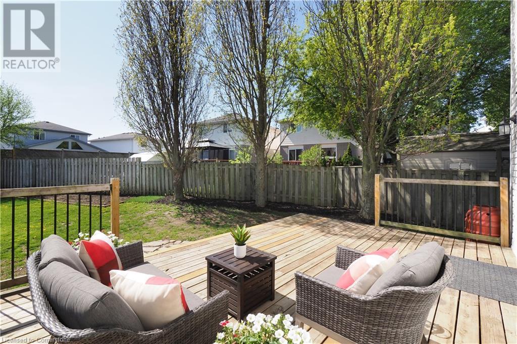 21 Dawn Ridge Drive, Kitchener, Ontario  N2N 3J7 - Photo 39 - 40727809