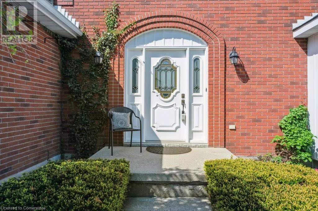 558 Hemingway Place, Waterloo, Ontario  N2T 1Z5 - Photo 5 - 40729139