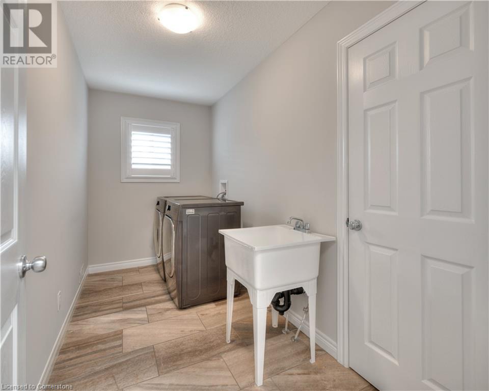 435 Rideau River Street, Waterloo, Ontario  N2V 2Y4 - Photo 32 - 40727037