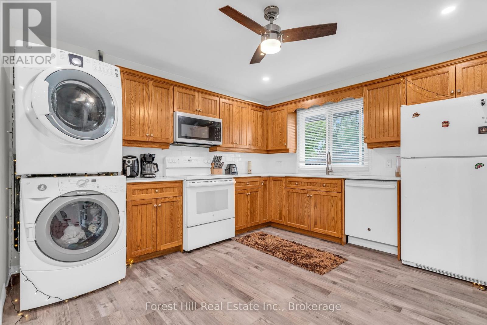 110 Stonybrook Drive, Kitchener, Ontario  N2M 4L7 - Photo 11 - X12158201