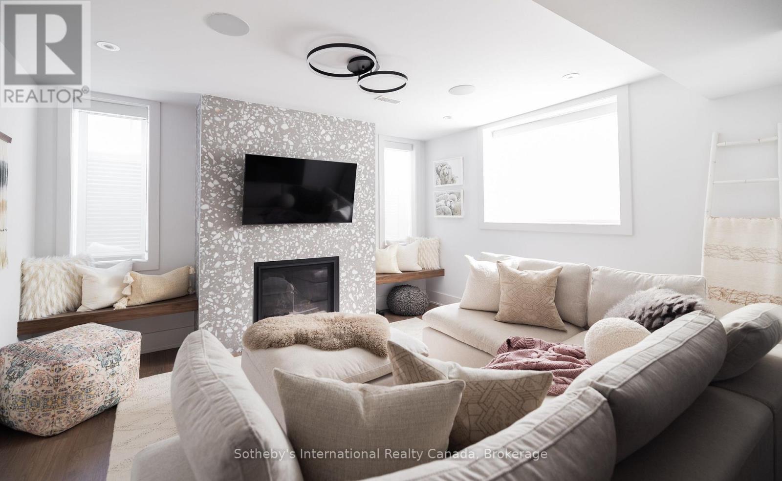 149 Landry Lane, Blue Mountains, Ontario  N0H 2P0 - Photo 31 - X12158204