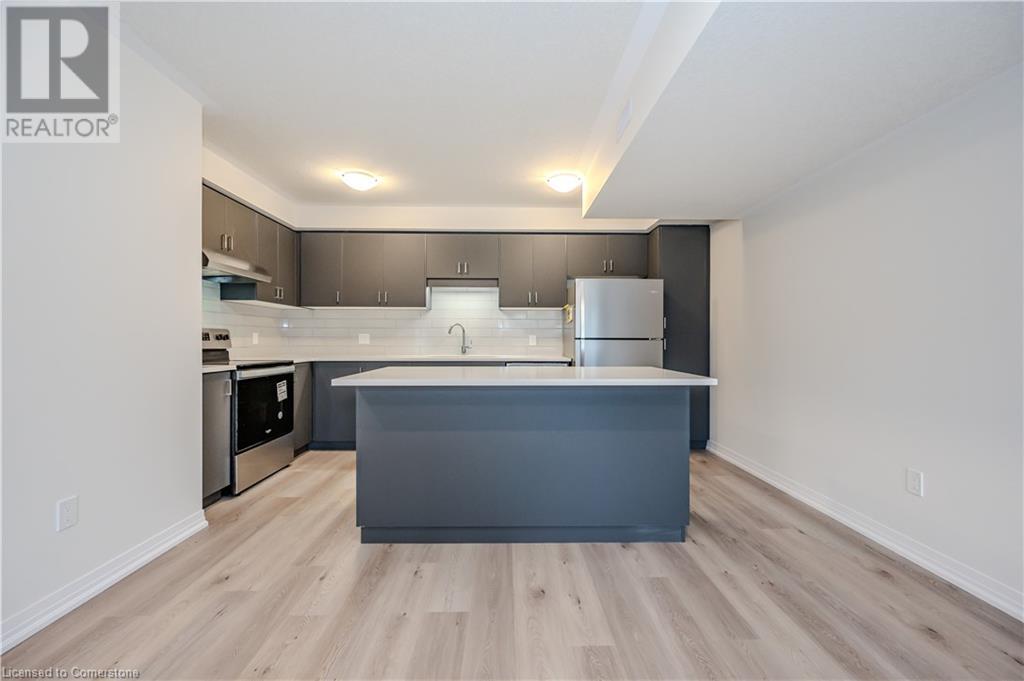 10 Reverie Way, Kitchener, Ontario  N2E 0K5 - Photo 2 - 40730135