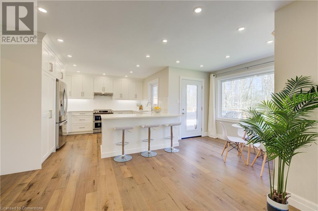 439 Northlake Drive, Waterloo, Ontario  N2V 1Y6 - Photo 11 - 40730060