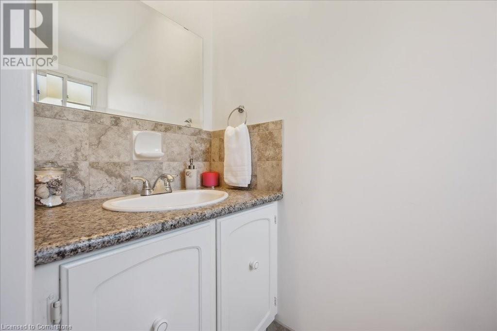 76 Lower Canada Crescent, Kitchener, Ontario  N2P 1E8 - Photo 23 - 40729794