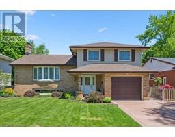 76 LOWER CANADA Crescent, Kitchener, Ontario