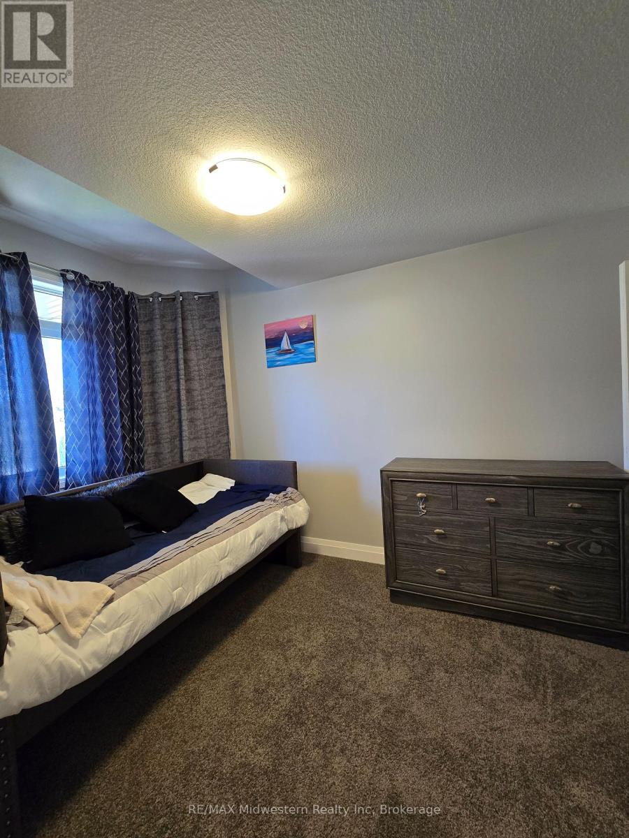 109 Bridge Crescent, Minto, Ontario  N0G 2P0 - Photo 1 - X12158270