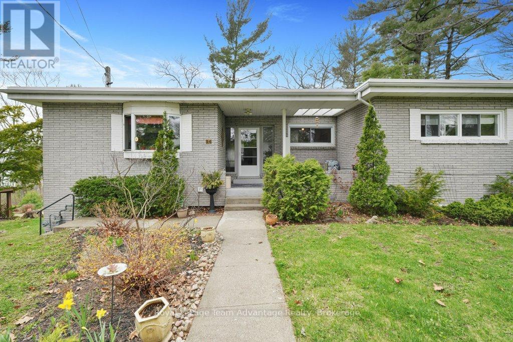 14 AVENUE ROAD, Parry Sound, Ontario