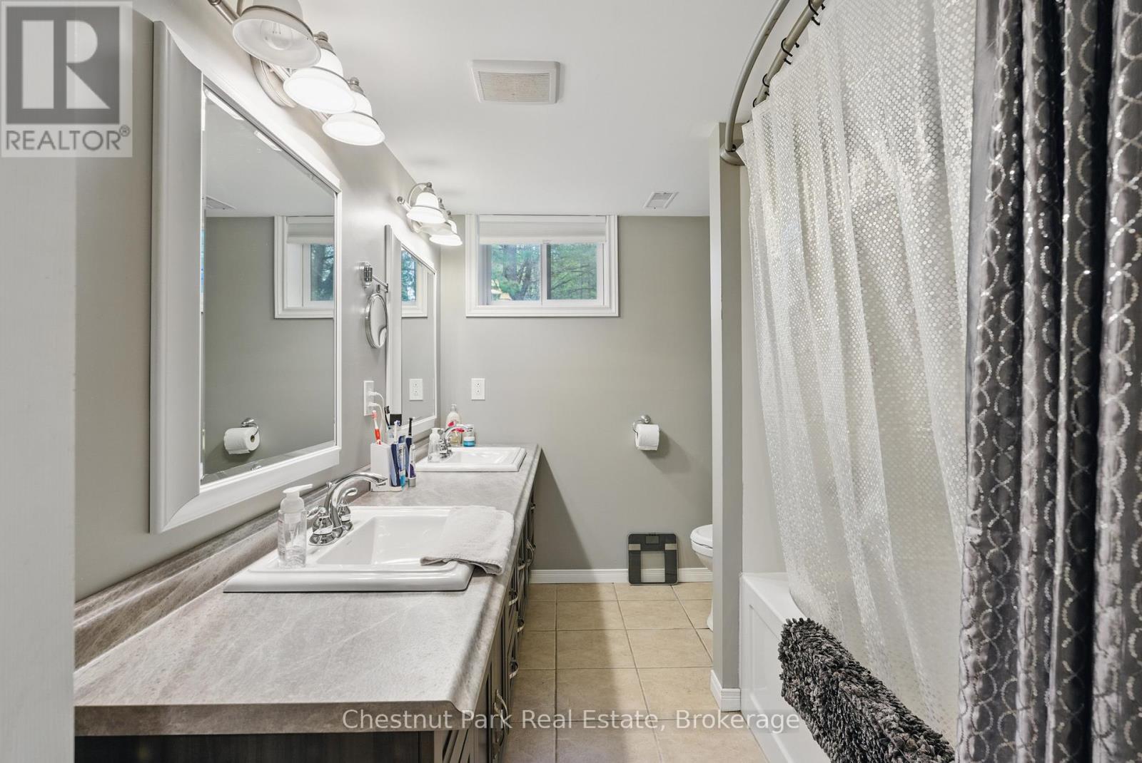 1258 Ravenscliffe Road, Huntsville, Ontario  P1H 2N5 - Photo 29 - X12158295