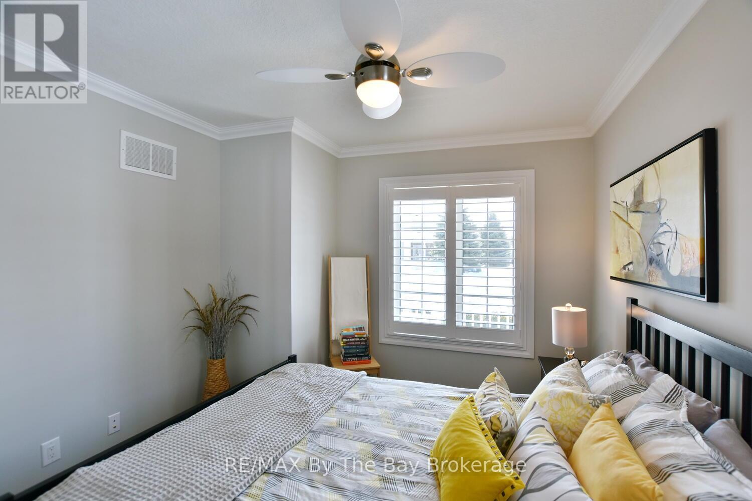 12 Garden Grove Crescent, Wasaga Beach, Ontario  L9Z 0E6 - Photo 24 - S12158520