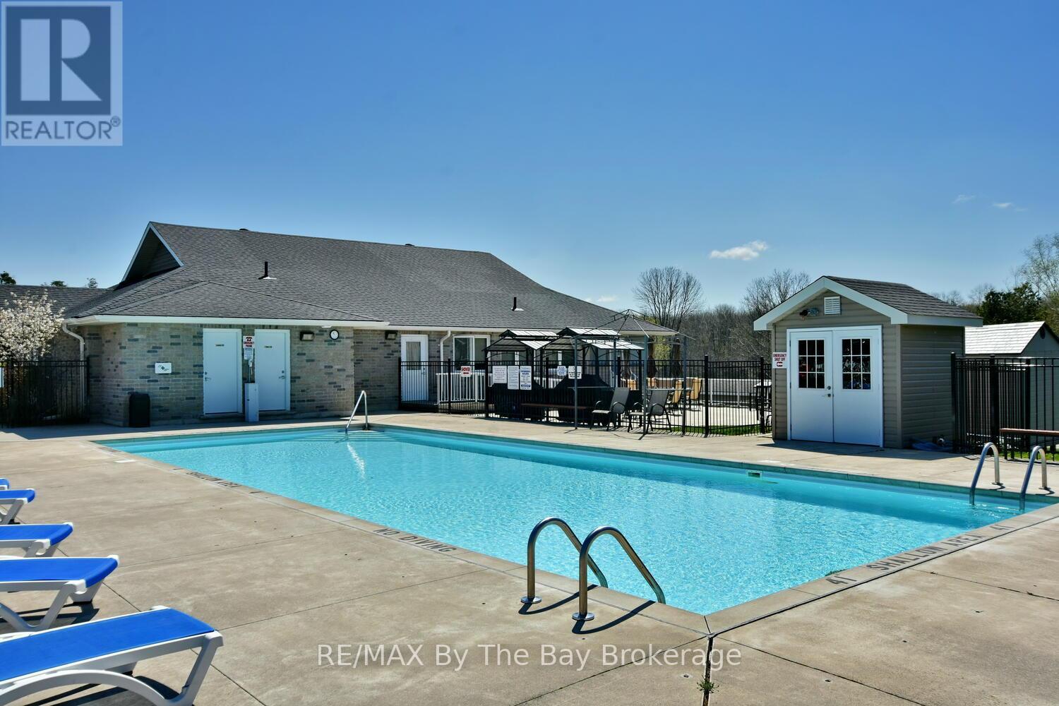 12 Garden Grove Crescent, Wasaga Beach, Ontario  L9Z 0E6 - Photo 33 - S12158520