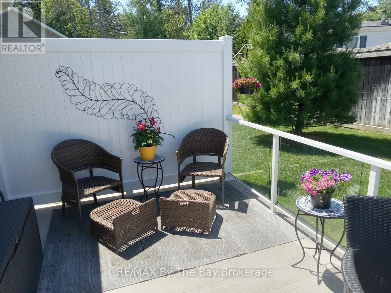 12 Garden Grove Crescent, Wasaga Beach, Ontario  L9Z 0E6 - Photo 38 - S12158520