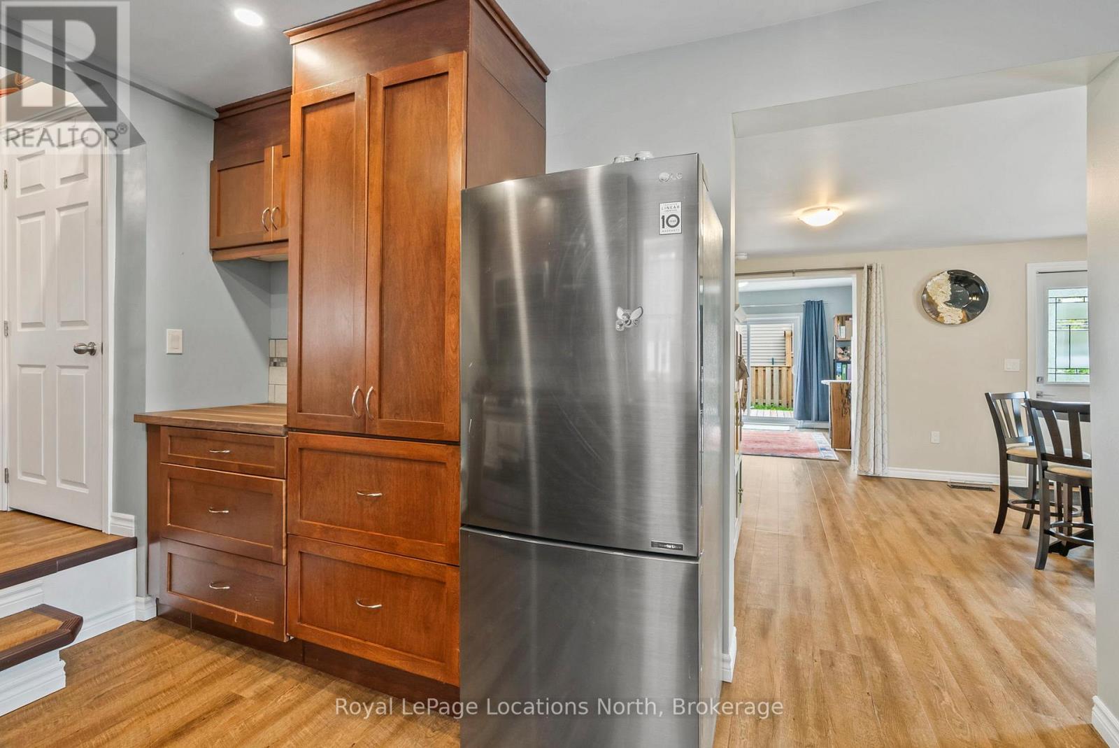 1071 6th Avenue W, Owen Sound, Ontario  N4K 5G8 - Photo 8 - X12158496