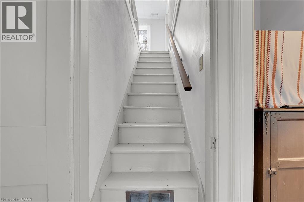 521 Baptist Church Road, Brantford, Ontario  N3W 2G9 - Photo 13 - 40730227