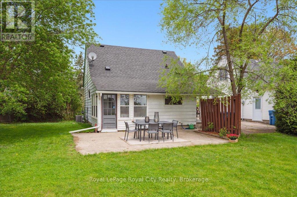 127 Memorial Crescent, Guelph, Ontario  N1H 6C2 - Photo 37 - X12158827