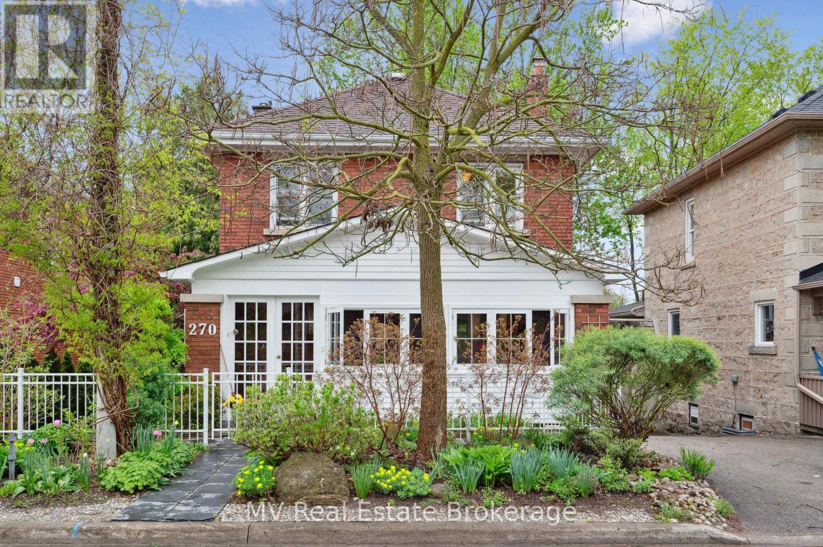 270 ST ANDREW STREET E, Centre Wellington, Ontario