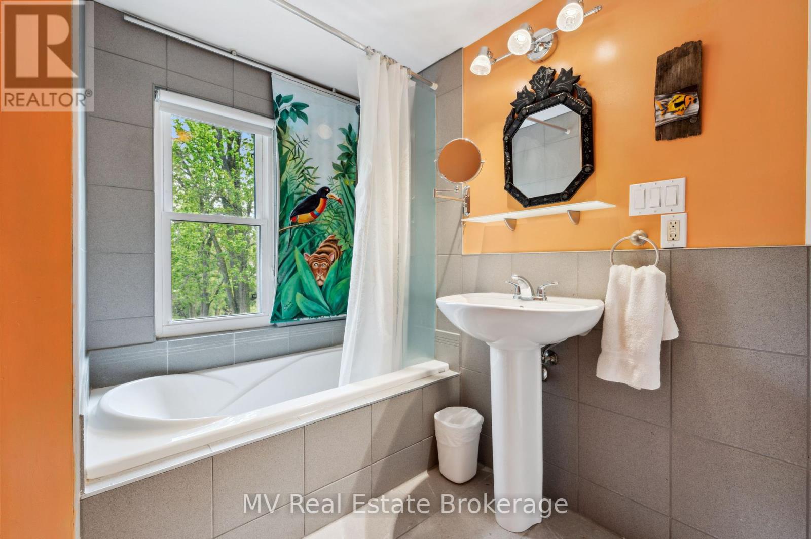 270 St Andrew Street E, Centre Wellington, Ontario  N1M 1R1 - Photo 27 - X12159004