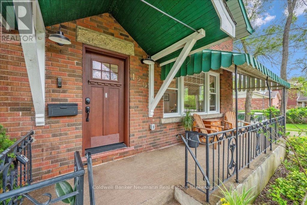 120 Waterloo Avenue, Guelph, Ontario  N1H 3J1 - Photo 7 - X12159072