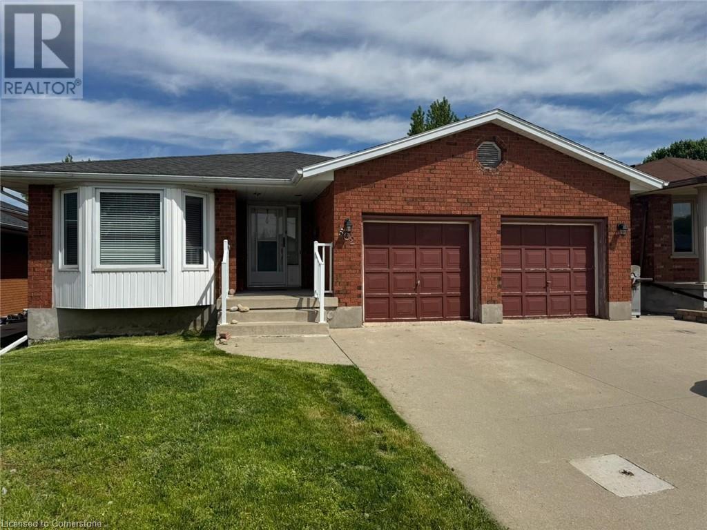 562 Champlain Boulevard, Cambridge, Ontario  N1R 7V2 - Photo 1 - 40730279